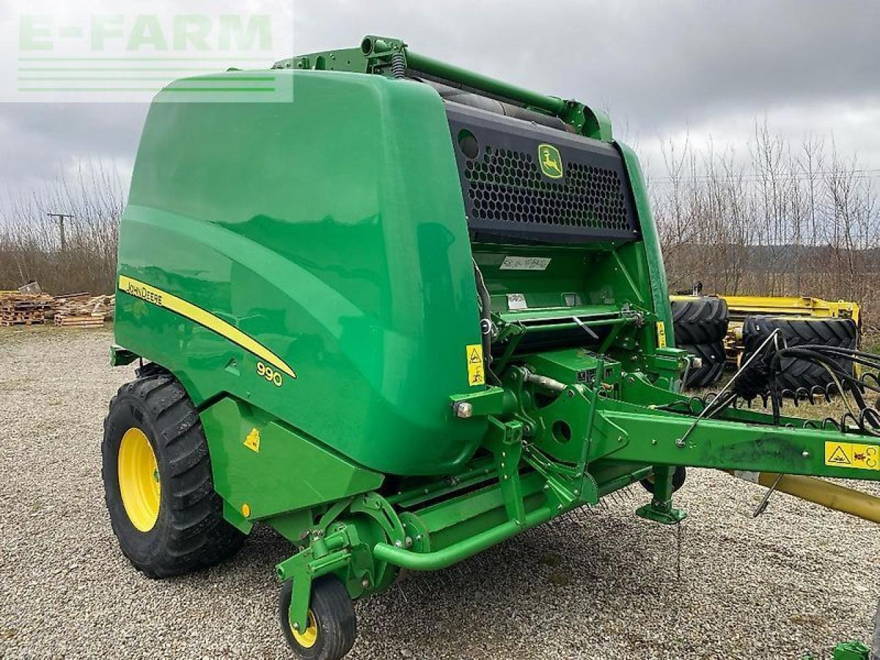 John Deere 990 premium - Balirka za kockaste bale: slika 1 John Deere 990 premium - Balirka za kockaste bale: slika 1