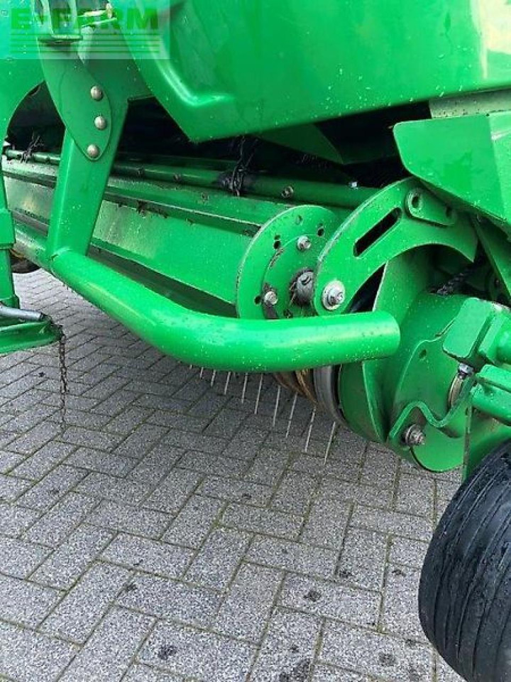John Deere 990 premium - Balirka za kockaste bale: slika 4 John Deere 990 premium - Balirka za kockaste bale: slika 4