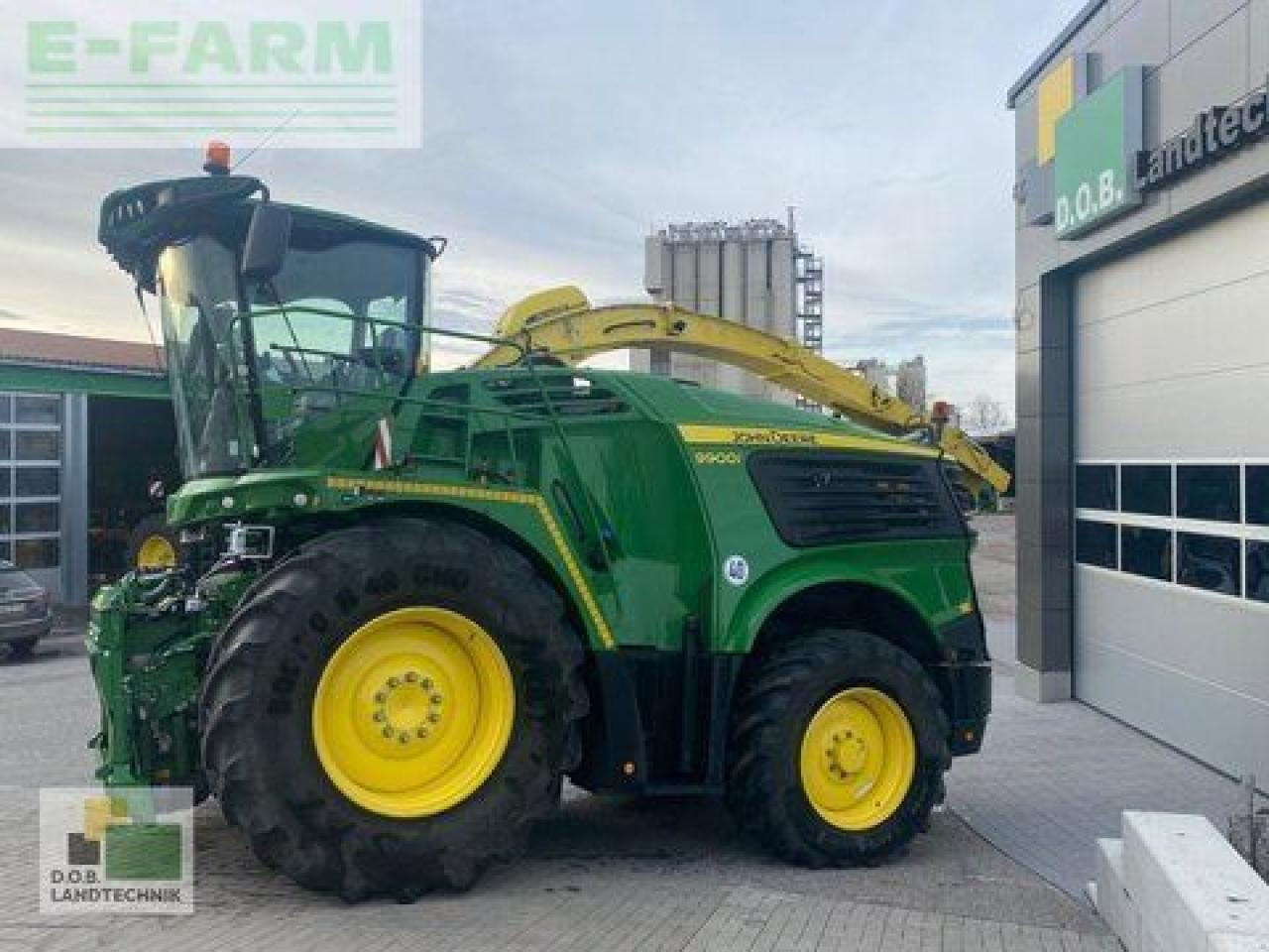 John Deere 9900 i - Kombajn za stočnu hranu: slika 4 John Deere 9900 i - Kombajn za stočnu hranu: slika 4