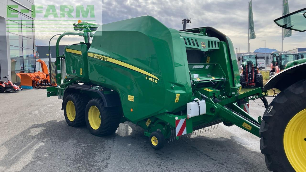 John Deere C451R - Balirka za kockaste bale: slika 4 John Deere C451R - Balirka za kockaste bale: slika 4