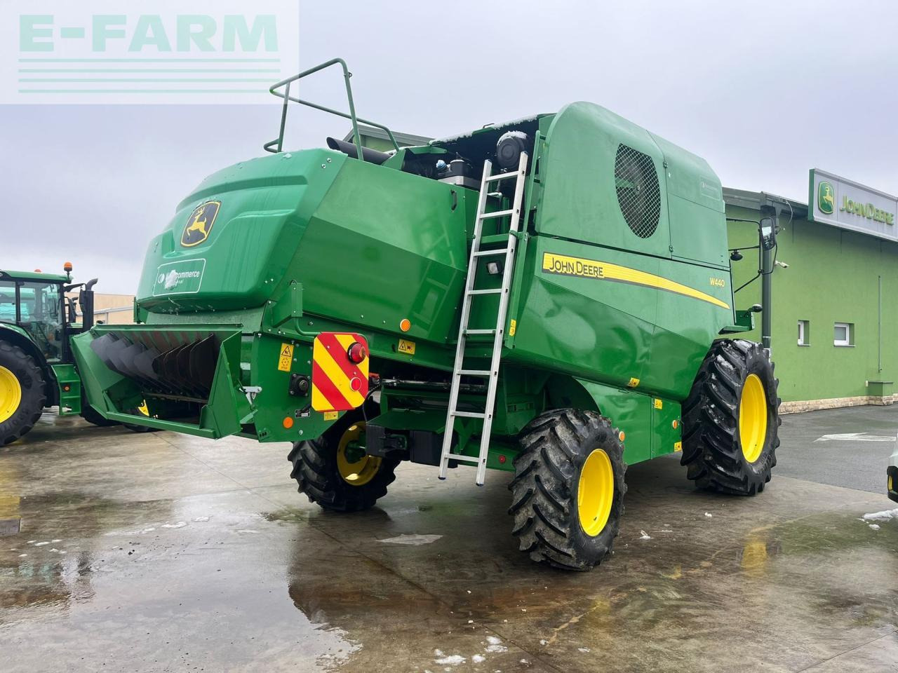 Kombinovani kombajn John Deere W440: slika 19