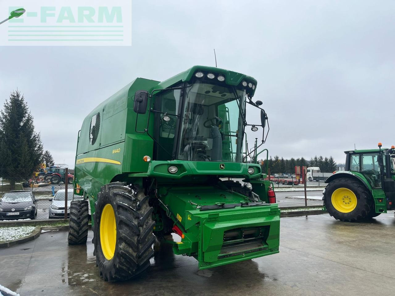 Kombinovani kombajn John Deere W440: slika 21