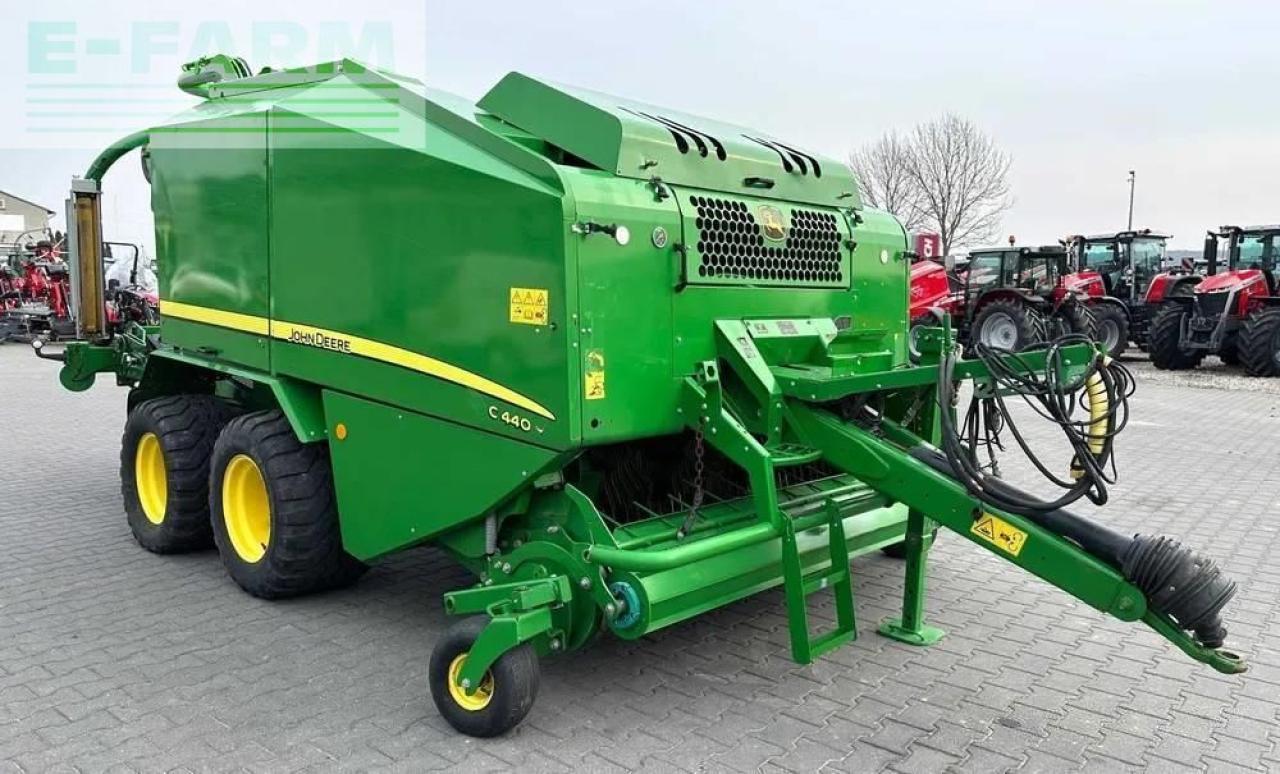 John Deere c 440 r - Balirka za kockaste bale: slika 3 John Deere c 440 r - Balirka za kockaste bale: slika 3