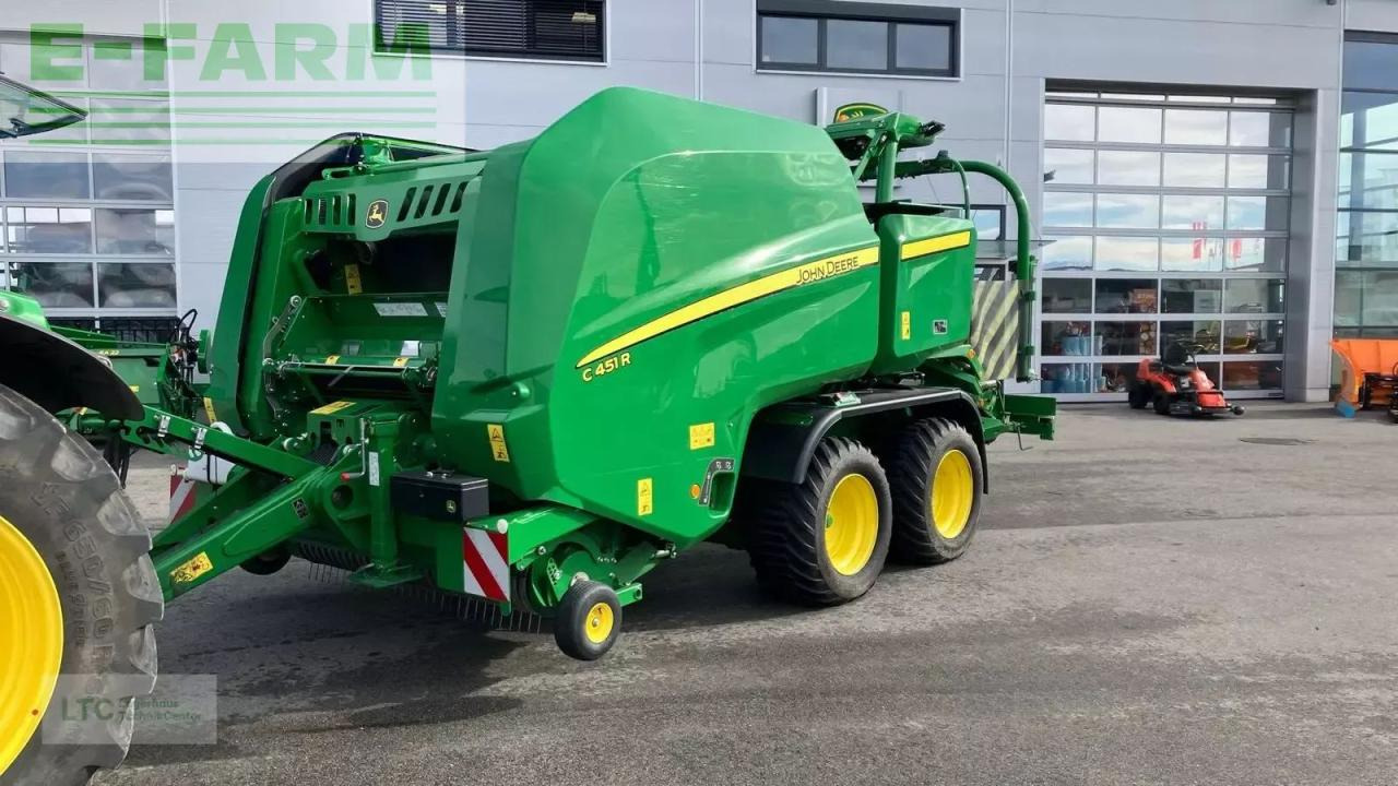 John Deere c451r - Balirka za kockaste bale: slika 1 John Deere c451r - Balirka za kockaste bale: slika 1