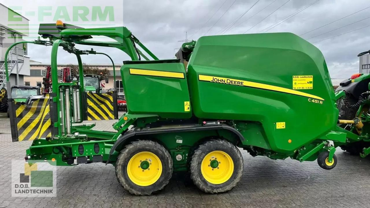 John Deere c451r - Balirka za kockaste bale: slika 3 John Deere c451r - Balirka za kockaste bale: slika 3