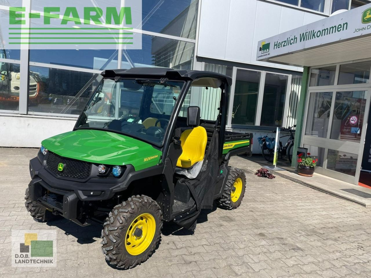 John Deere gator xuv 865m - Traktor: slika 1 John Deere gator xuv 865m - Traktor: slika 1