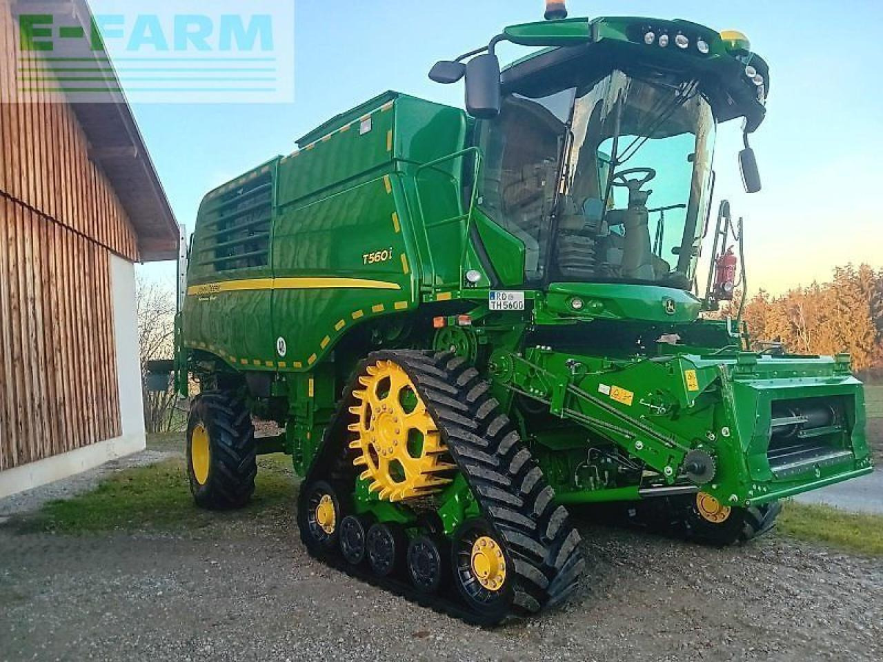 John Deere t 560 i - Kombinovani kombajn: slika 1 John Deere t 560 i - Kombinovani kombajn: slika 1