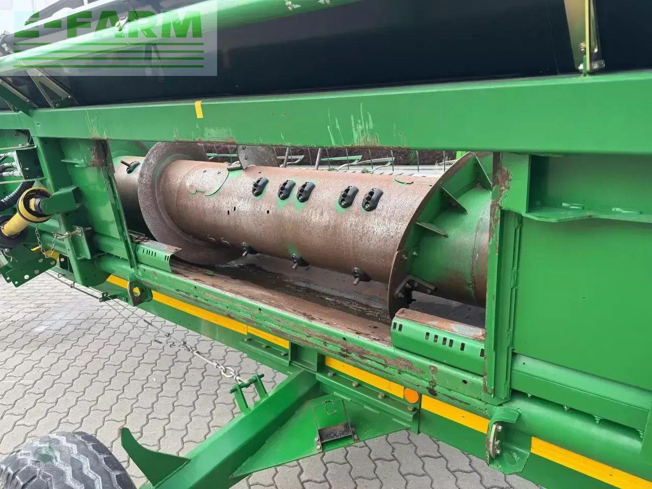 Kombinovani kombajn John Deere t560i hm: slika 19 Kombinovani kombajn John Deere t560i hm: slika 19