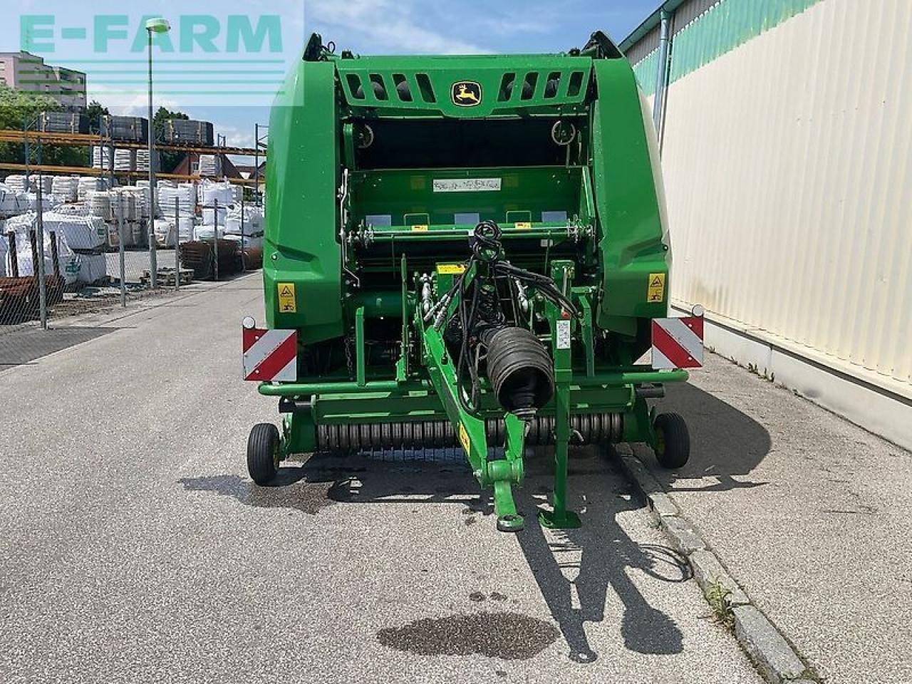 John Deere v451r - Balirka za kockaste bale: slika 5 John Deere v451r - Balirka za kockaste bale: slika 5