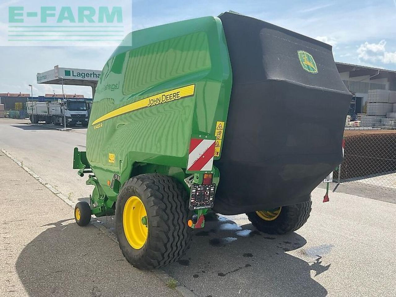 John Deere v451r - Balirka za kockaste bale: slika 3 John Deere v451r - Balirka za kockaste bale: slika 3