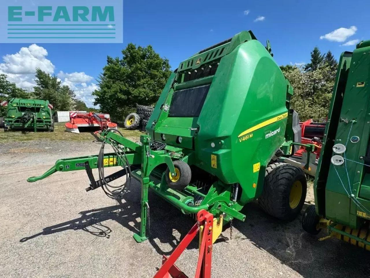 John Deere v461m - Balirka za kockaste bale: slika 1 John Deere v461m - Balirka za kockaste bale: slika 1