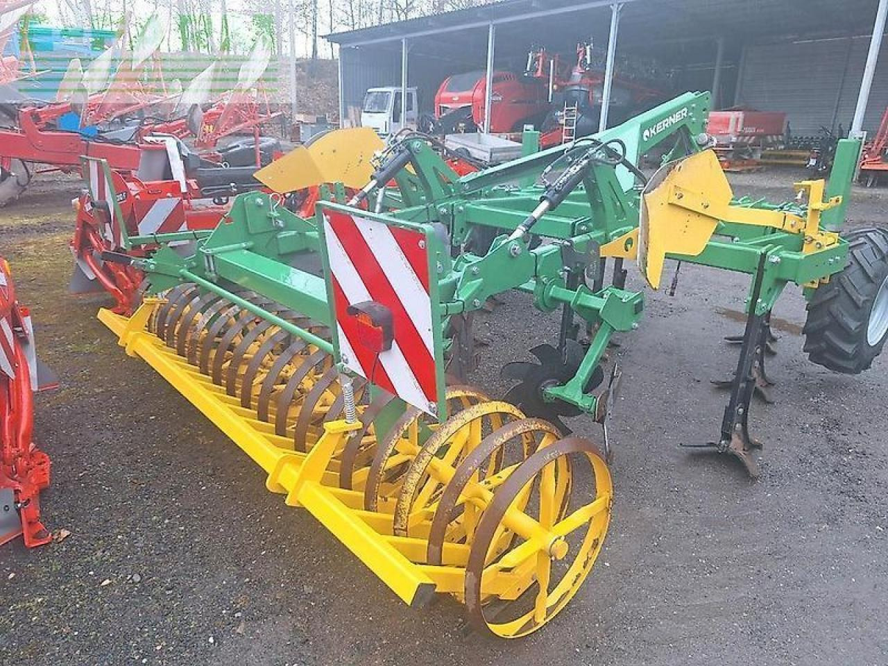 Kerner corona c300 grubber striegelwalze schwergrubber lemken - Kultivator: slika 4 Kerner corona c300 grubber striegelwalze schwergrubber lemken - Kultivator: slika 4