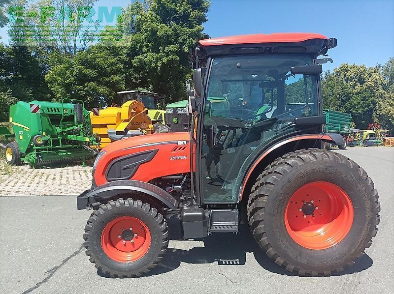 Kioti dk6020c - Traktor: slika 1 Kioti dk6020c - Traktor: slika 1