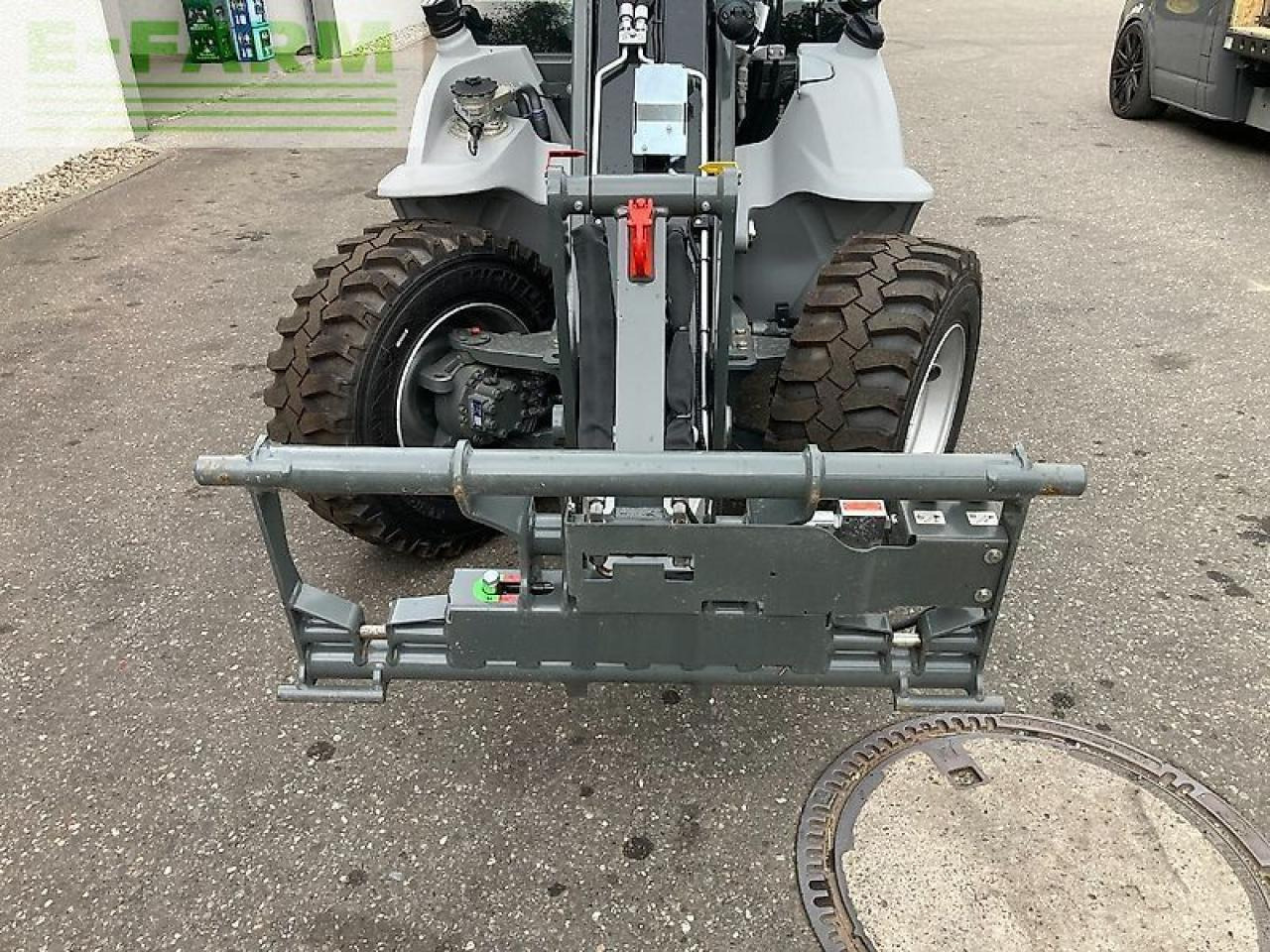 Kramer kl12.5 - Mini bager: slika 4 Kramer kl12.5 - Mini bager: slika 4