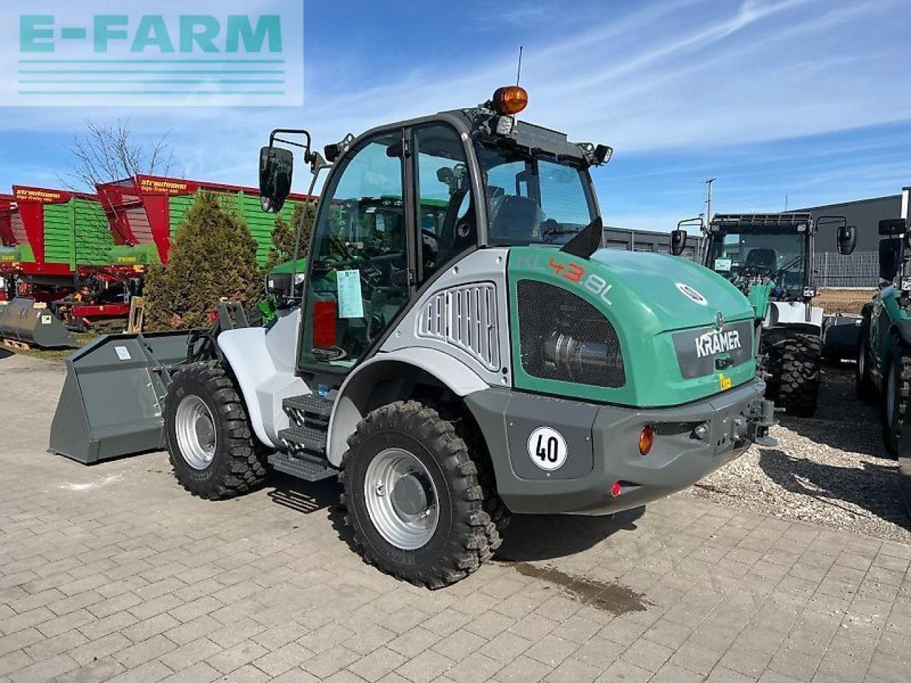 Kramer kl43.8l - Mini bager: slika 4 Kramer kl43.8l - Mini bager: slika 4
