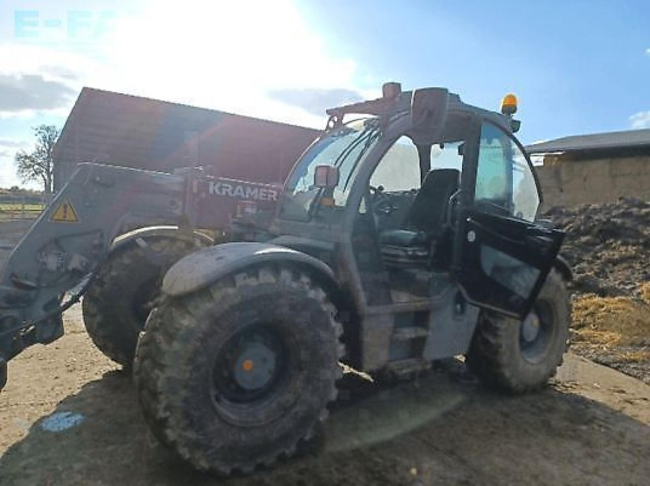 Kramer kt447 - Teleskopski upravljač: slika 1 Kramer kt447 - Teleskopski upravljač: slika 1