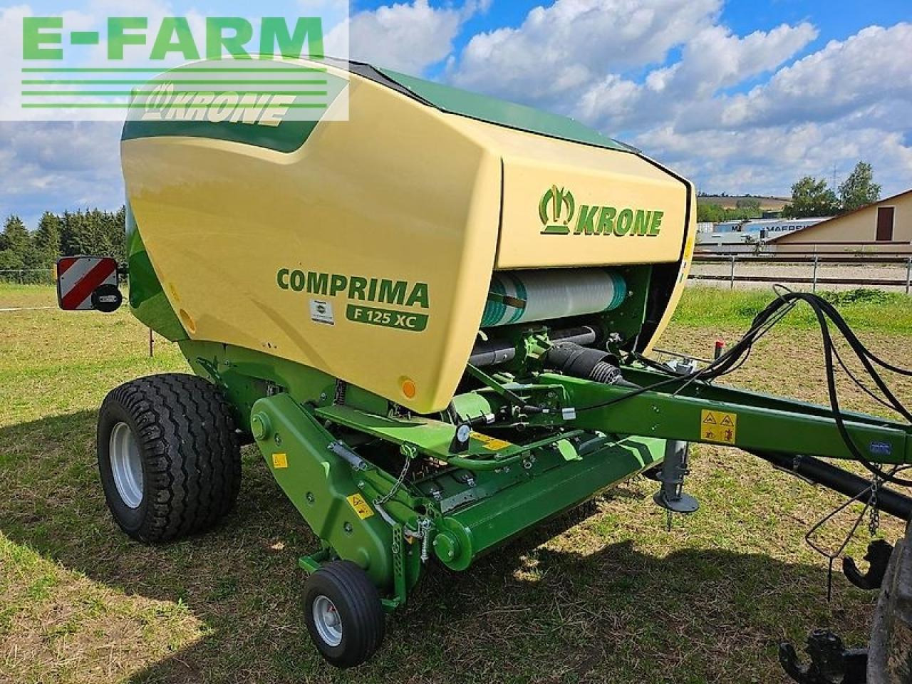 Krone comprima f 125 xc - Balirka za kockaste bale: slika 1 Krone comprima f 125 xc - Balirka za kockaste bale: slika 1