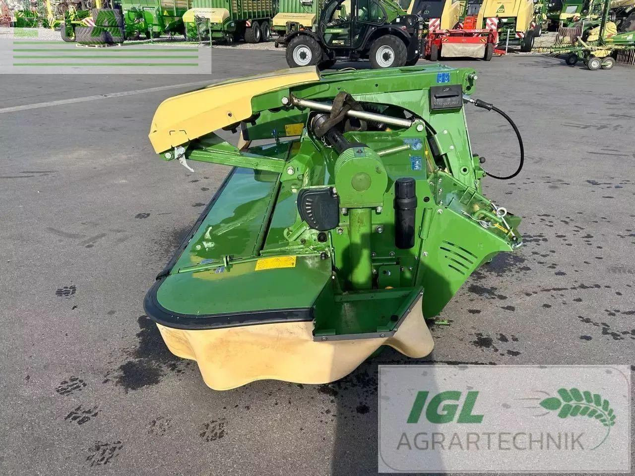 Krone easycut 320 cv - Kosačica: slika 2 Krone easycut 320 cv - Kosačica: slika 2