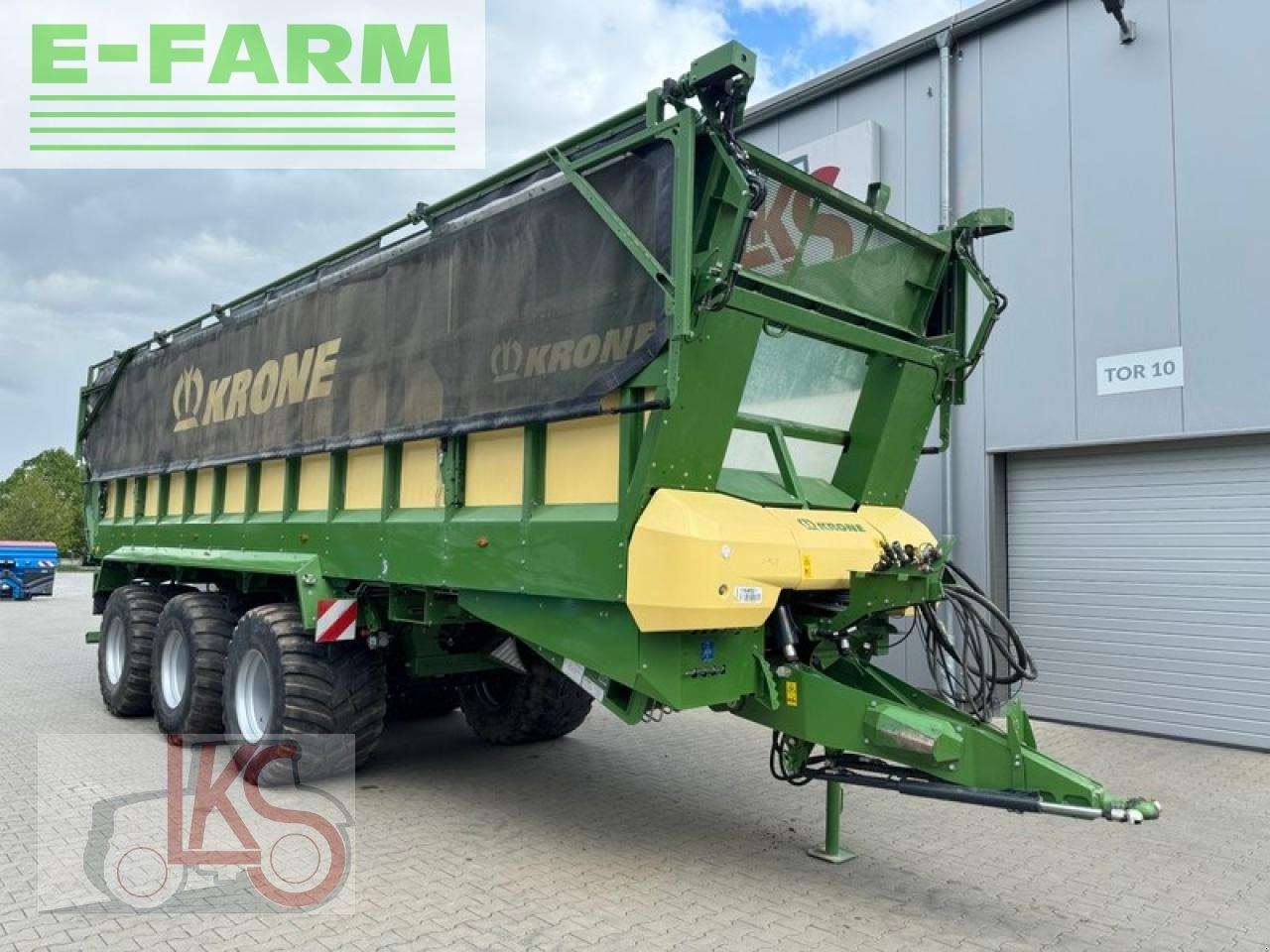 Krone gx 520 universal-transportwagen - Traktorska prikolica za farmu/ Kiper: slika 1 Krone gx 520 universal-transportwagen - Traktorska prikolica za farmu/ Kiper: slika 1
