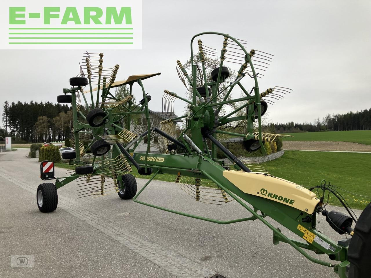 Krone swadro ts 680 - Prevrtač/ Grabuljač: slika 1 Krone swadro ts 680 - Prevrtač/ Grabuljač: slika 1