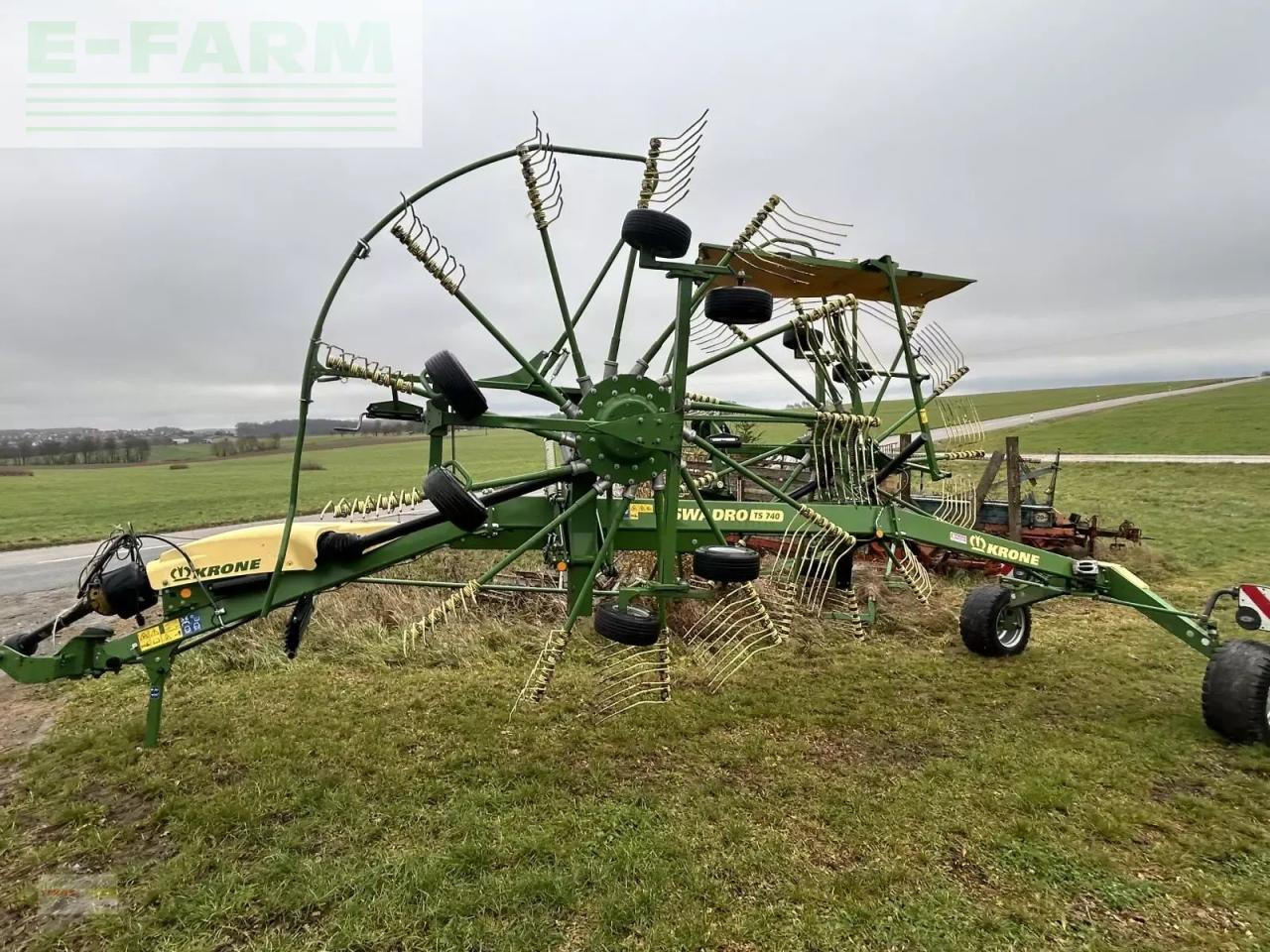 Krone swadro ts 740 - Prevrtač/ Grabuljač: slika 1 Krone swadro ts 740 - Prevrtač/ Grabuljač: slika 1