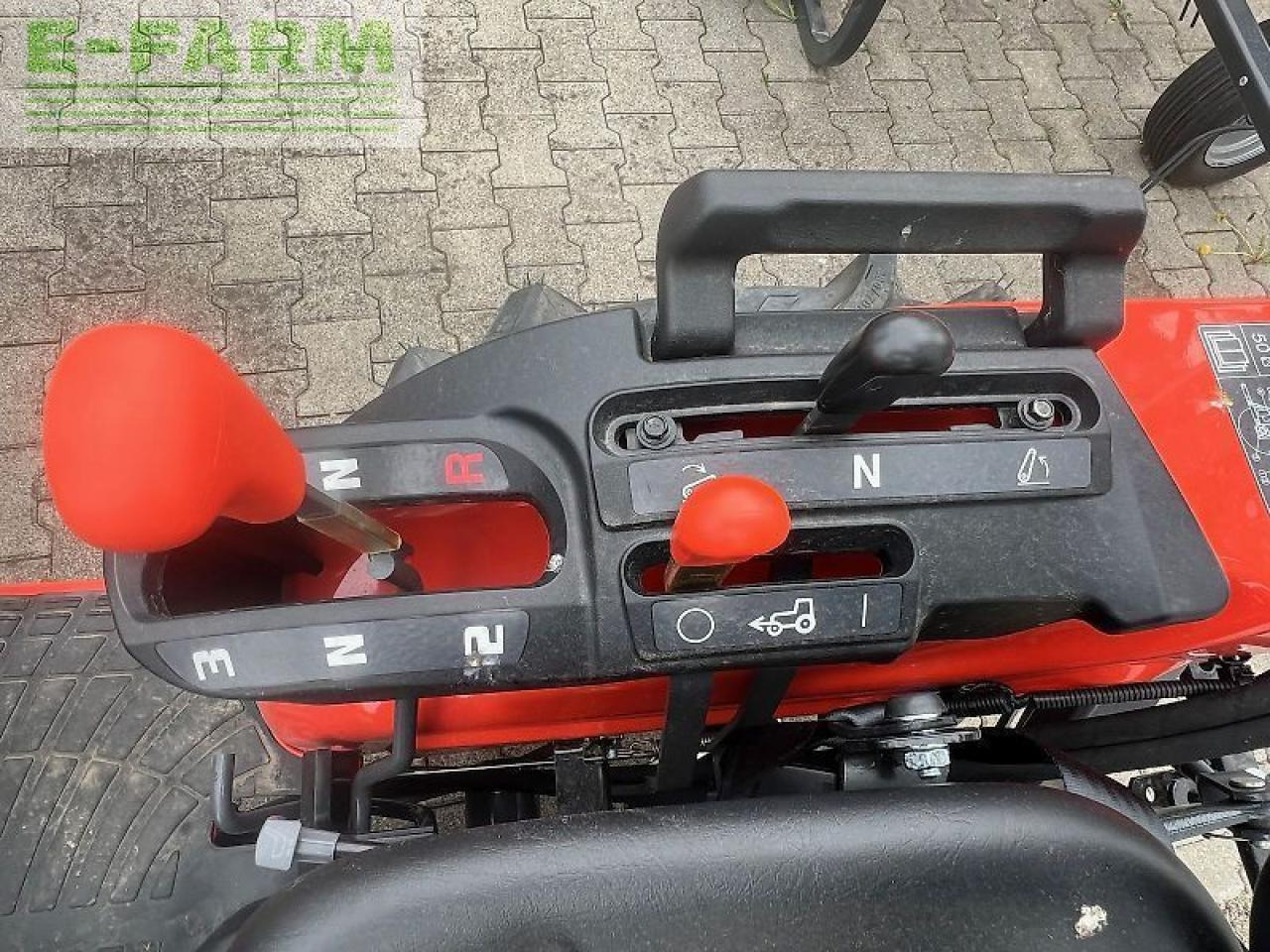 Kubota b1241 d-ec - Traktor: slika 3 Kubota b1241 d-ec - Traktor: slika 3