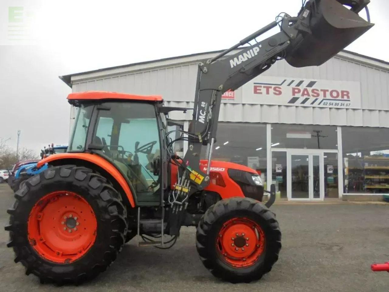 Kubota m8560dth - Traktor: slika 1 Kubota m8560dth - Traktor: slika 1
