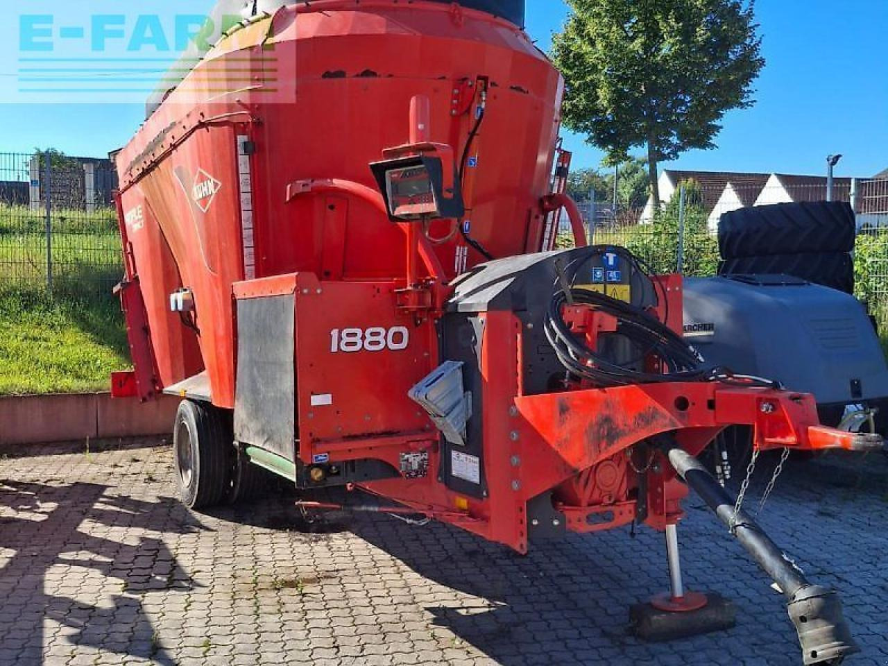 Kuhn 1880 profile - Oprema za stoku: slika 1 Kuhn 1880 profile - Oprema za stoku: slika 1