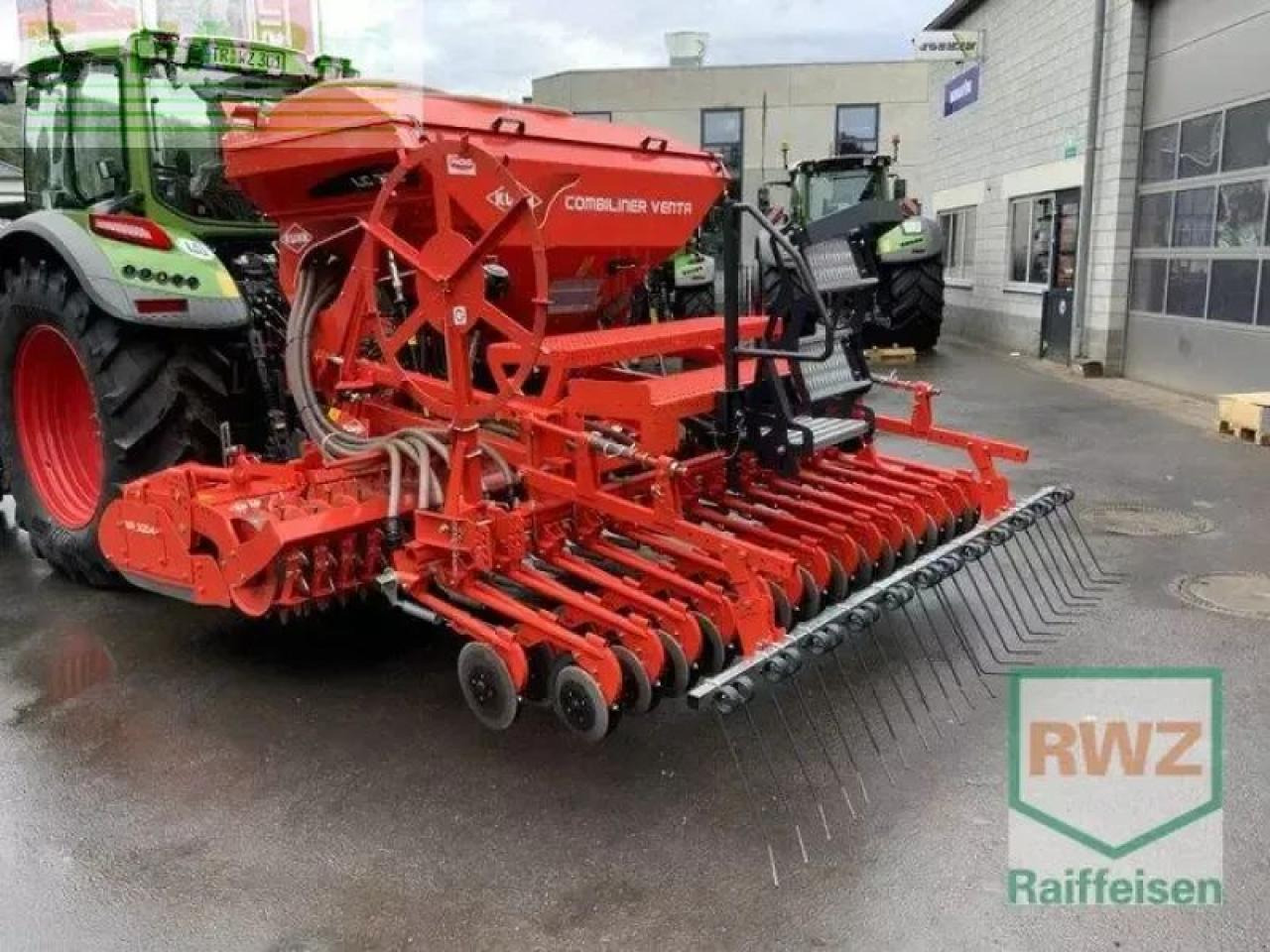 Kuhn combiliner venta lc302 (55+10,2 ha) - Mašina za preciznu setvu: slika 2 Kuhn combiliner venta lc302 (55+10,2 ha) - Mašina za preciznu setvu: slika 2
