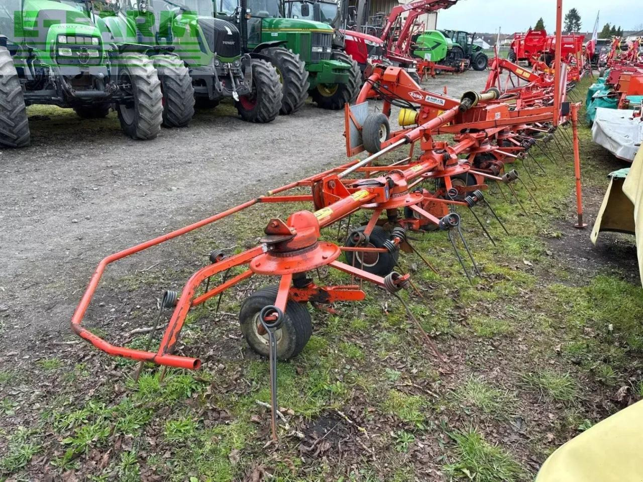 Kuhn faneur gf8501mh kuhn - Prevrtač/ Grabuljač: slika 1 Kuhn faneur gf8501mh kuhn - Prevrtač/ Grabuljač: slika 1