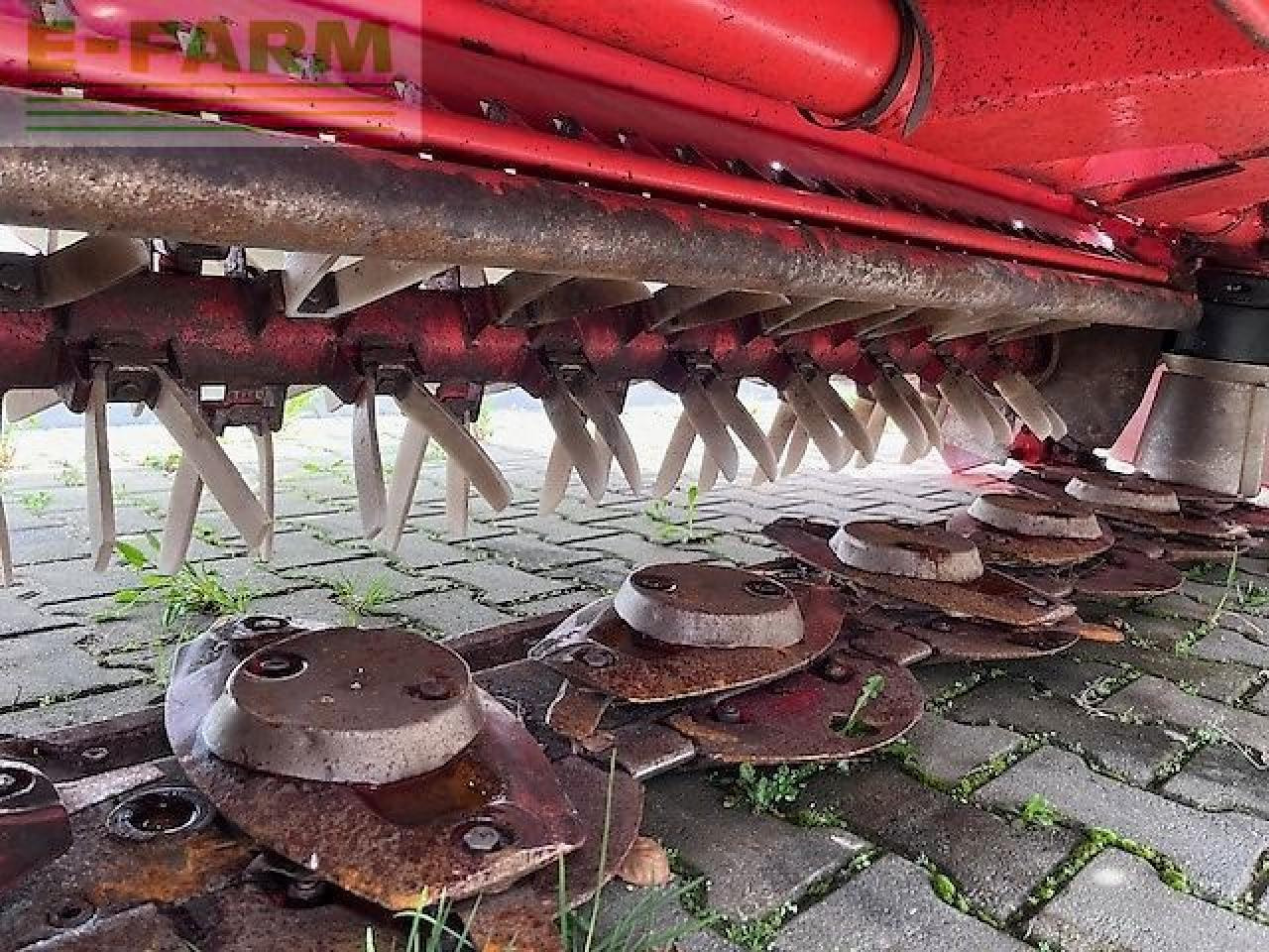 Kuhn fc 813 - Kosačica: slika 5 Kuhn fc 813 - Kosačica: slika 5