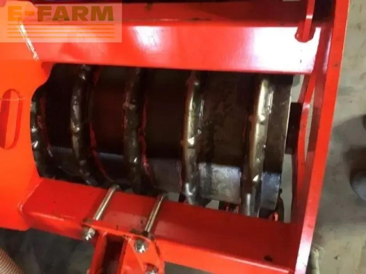Kuhn hr 4004 / nc 4000 - Kombinovana mašina za setvu: slika 3 Kuhn hr 4004 / nc 4000 - Kombinovana mašina za setvu: slika 3
