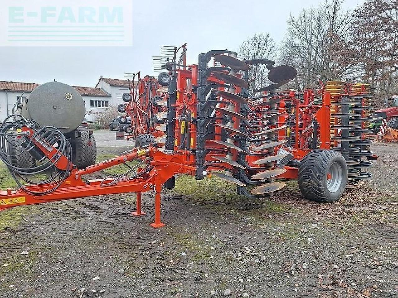 Kuhn optimer xl4000 - Tanjirača: slika 1 Kuhn optimer xl4000 - Tanjirača: slika 1