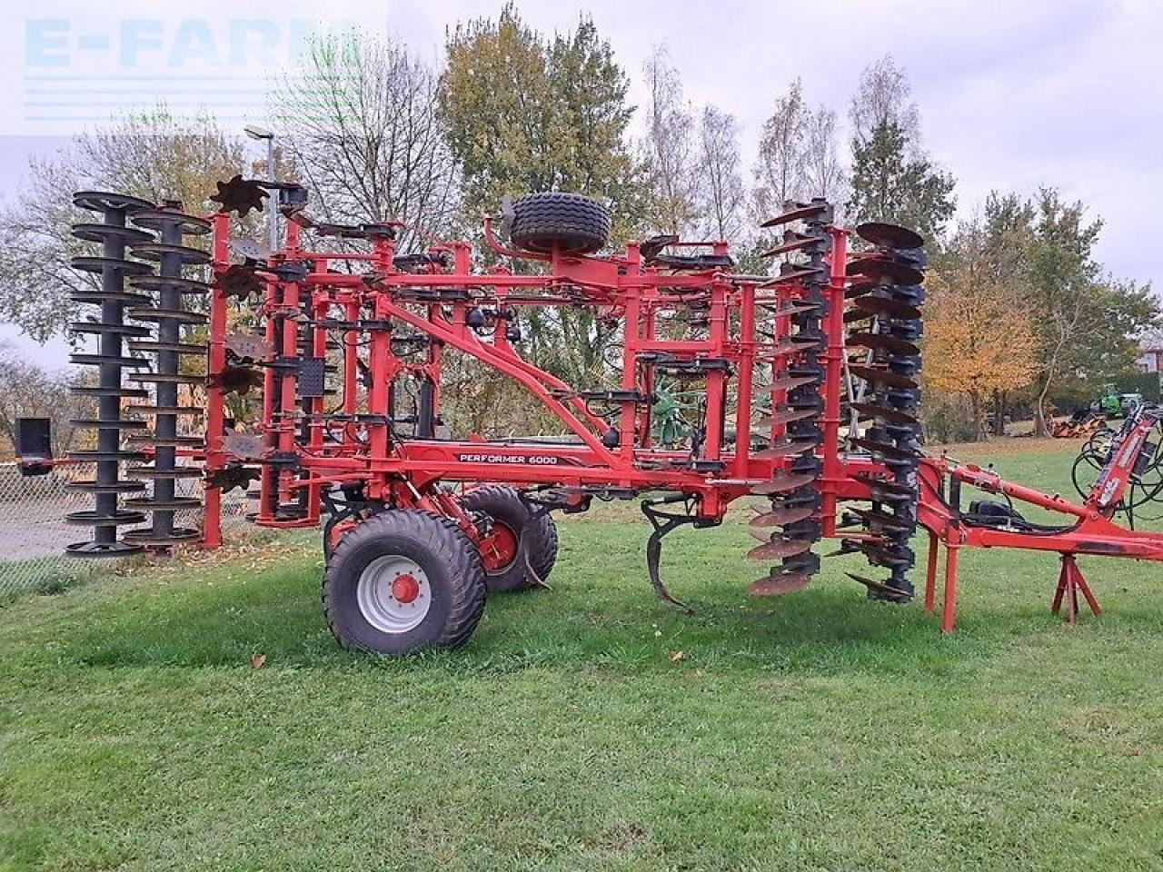 Kuhn performer 6000 - Kombinovana mašina za setvu: slika 3 Kuhn performer 6000 - Kombinovana mašina za setvu: slika 3