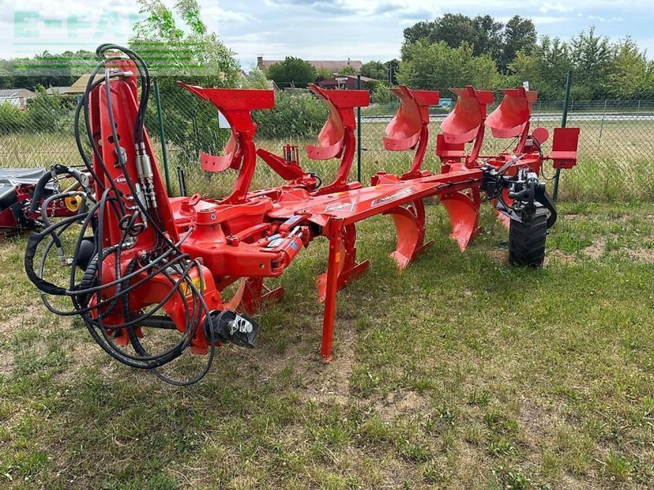 Kuhn vari-master 153 5 (4e+1) - Plug: slika 1 Kuhn vari-master 153 5 (4e+1) - Plug: slika 1