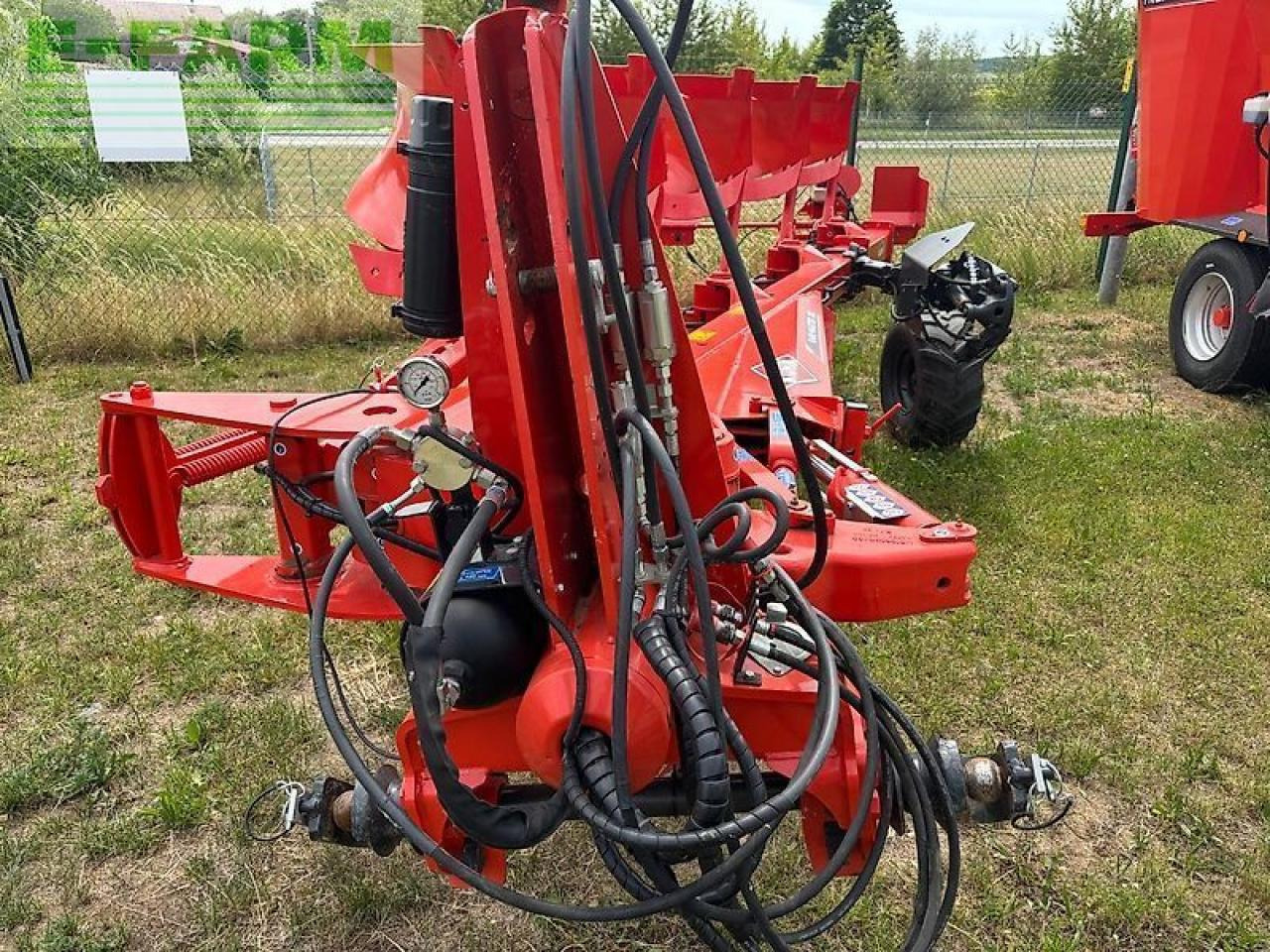 Kuhn vari-master 153 5 (4e+1) - Plug: slika 2 Kuhn vari-master 153 5 (4e+1) - Plug: slika 2