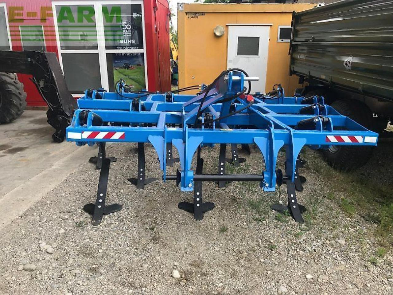 Lemken Flügelschargrubber 3,2m mit Dachringwalze hydr Tiefeneinstellung - Kultivator: slika 2 Lemken Flügelschargrubber 3,2m mit Dachringwalze hydr Tiefeneinstellung - Kultivator: slika 2