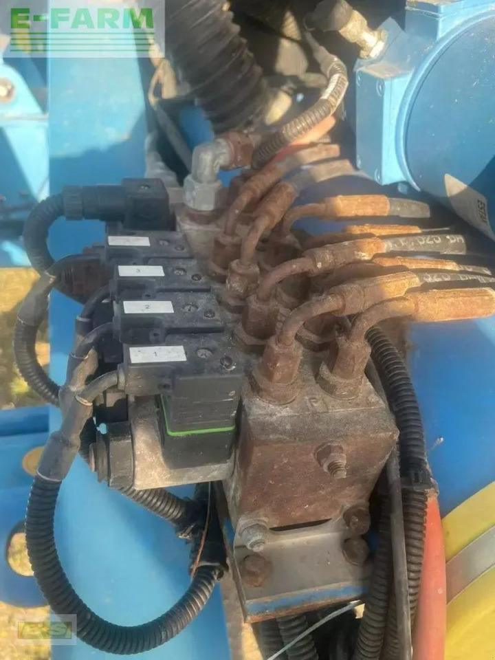 Kombinovana mašina za setvu Lemken compact solitair: slika 12