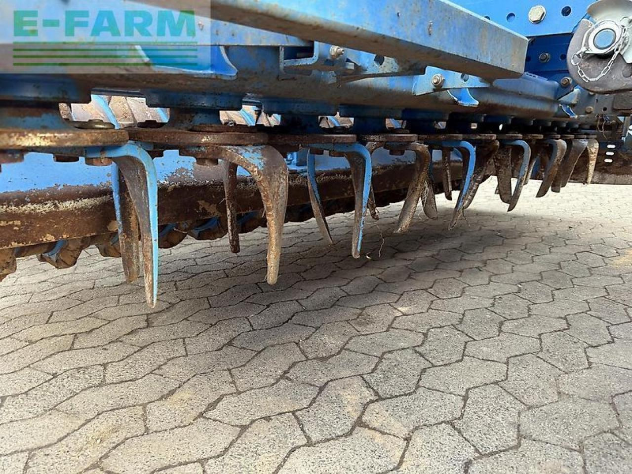 Lemken zirkon 12 + solitär 8 300 - Oprema za obradu zemljišta: slika 5 Lemken zirkon 12 + solitär 8 300 - Oprema za obradu zemljišta: slika 5