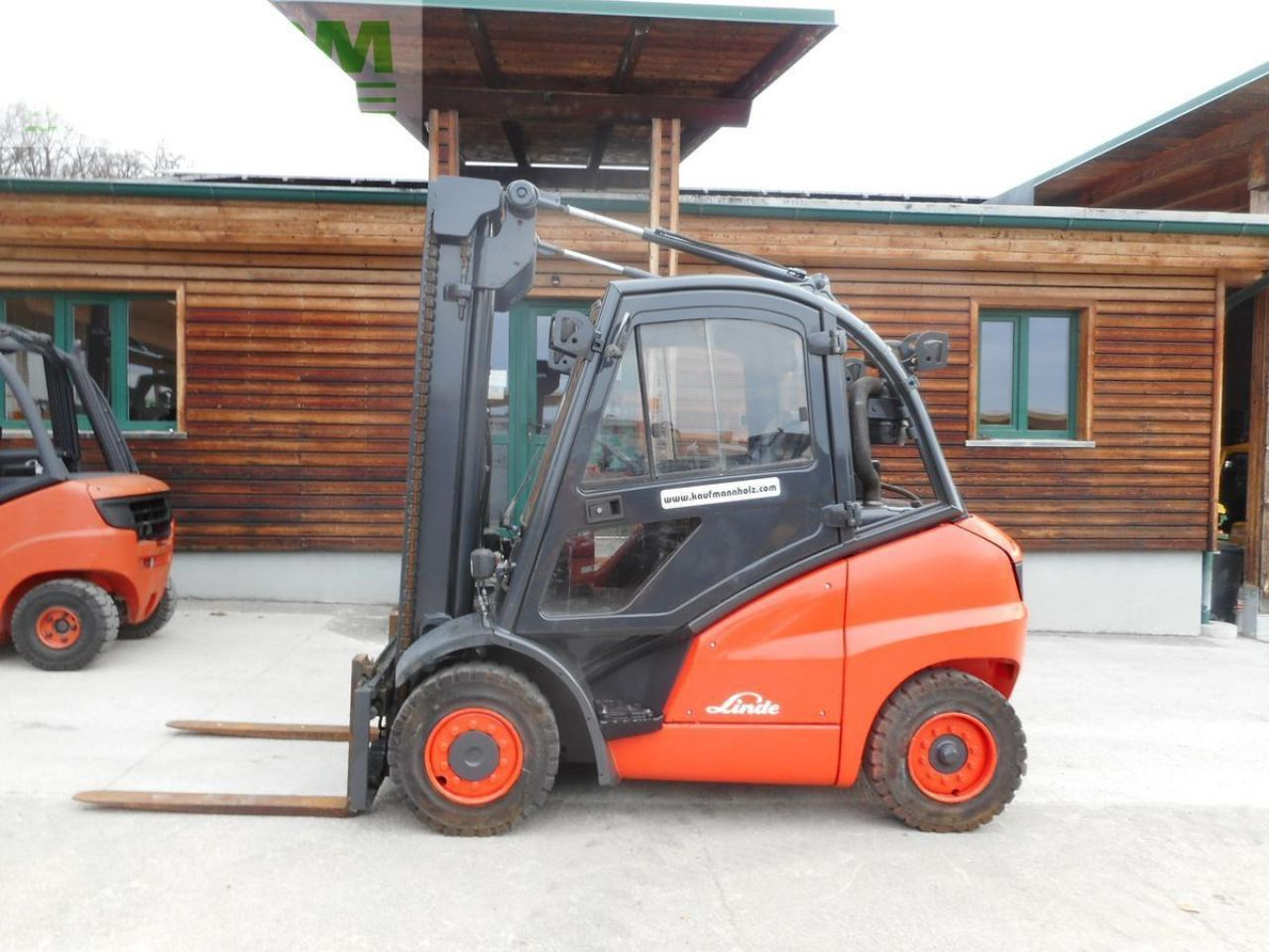 Linde h40d mit vollkabine + rußfilter + seitenschieber - Viljuškar: slika 1 Linde h40d mit vollkabine + rußfilter + seitenschieber - Viljuškar: slika 1