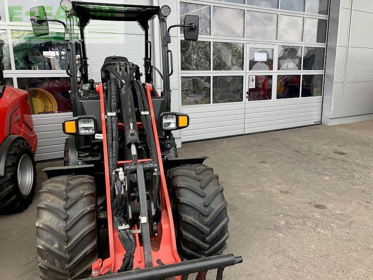 Manitou mla 3-25 - Mini bager: slika 3 Manitou mla 3-25 - Mini bager: slika 3