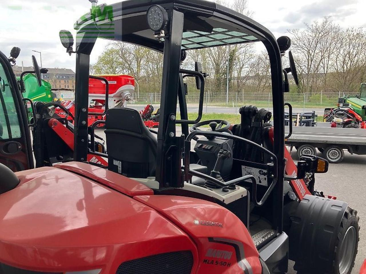 Manitou mla 5-50 - Mini bager: slika 2 Manitou mla 5-50 - Mini bager: slika 2