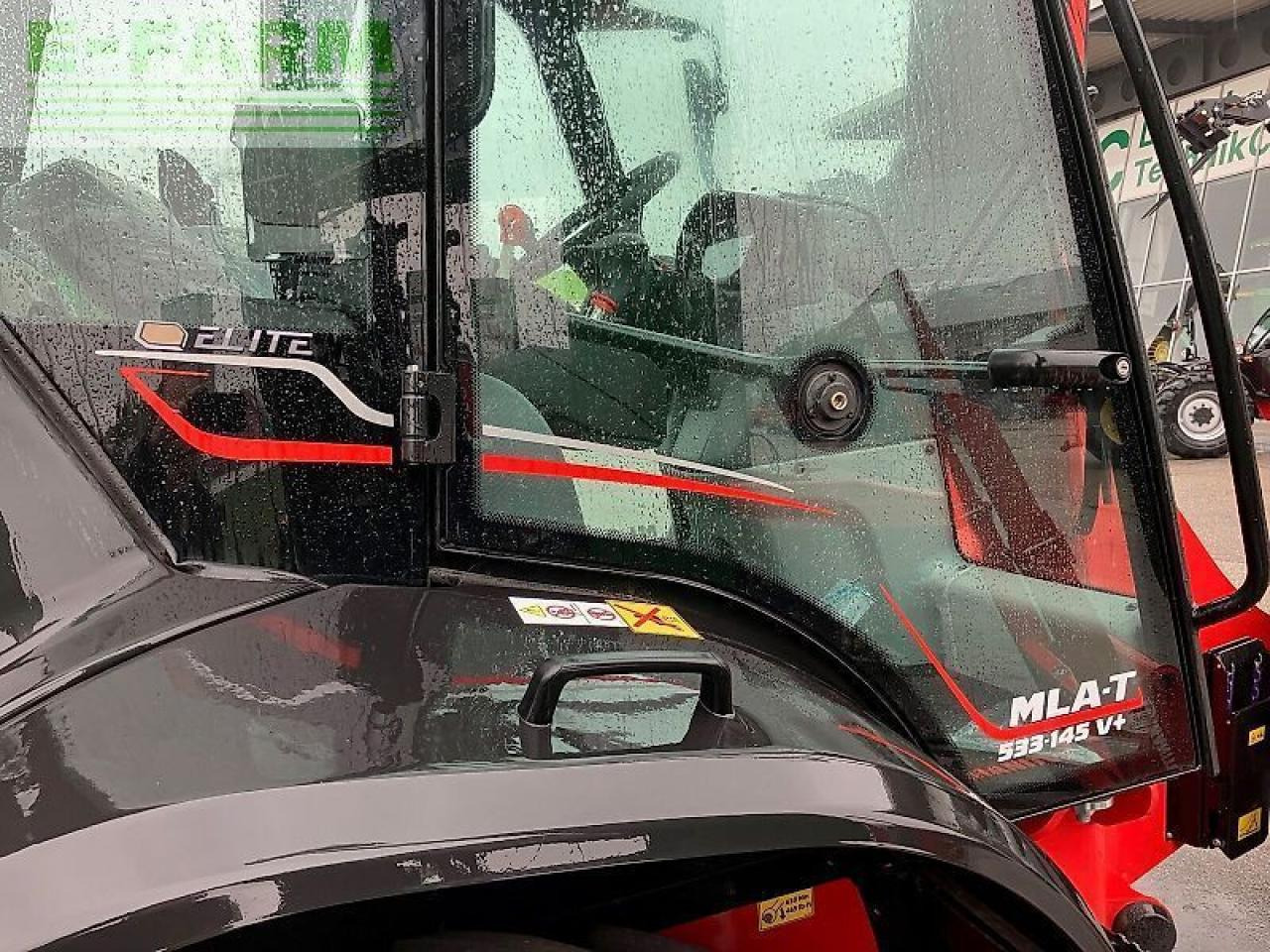 Utovarivač točkaš Manitou mla533 teleradlader: slika 18