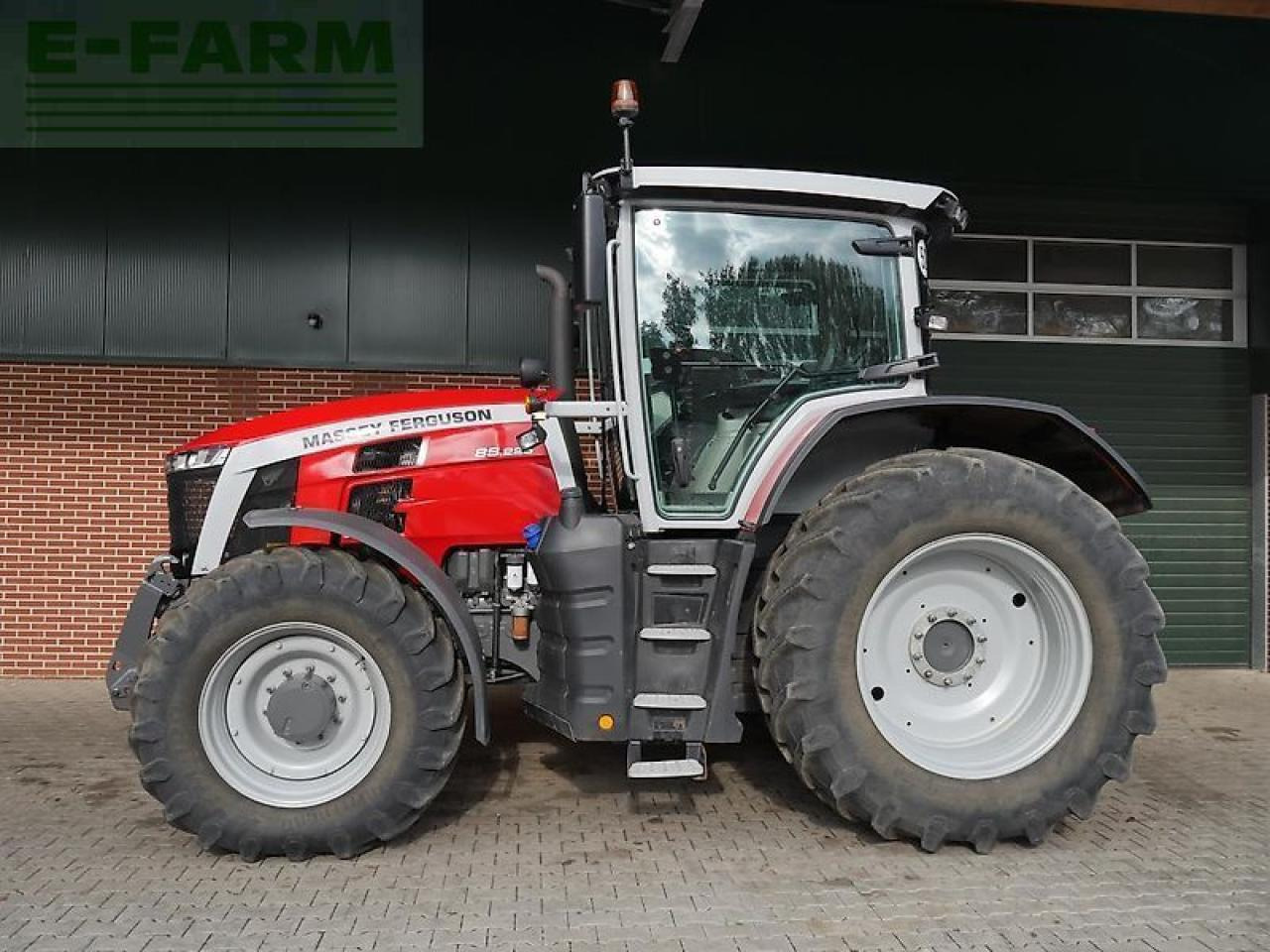Massey Ferguson 8s.225 dyna-7 - Traktor: slika 5 Massey Ferguson 8s.225 dyna-7 - Traktor: slika 5