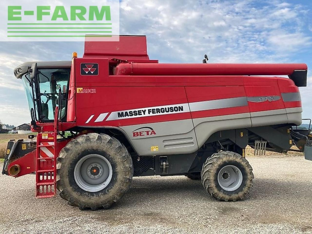 Massey Ferguson beta 7270 - Kombinovani kombajn: slika 2 Massey Ferguson beta 7270 - Kombinovani kombajn: slika 2