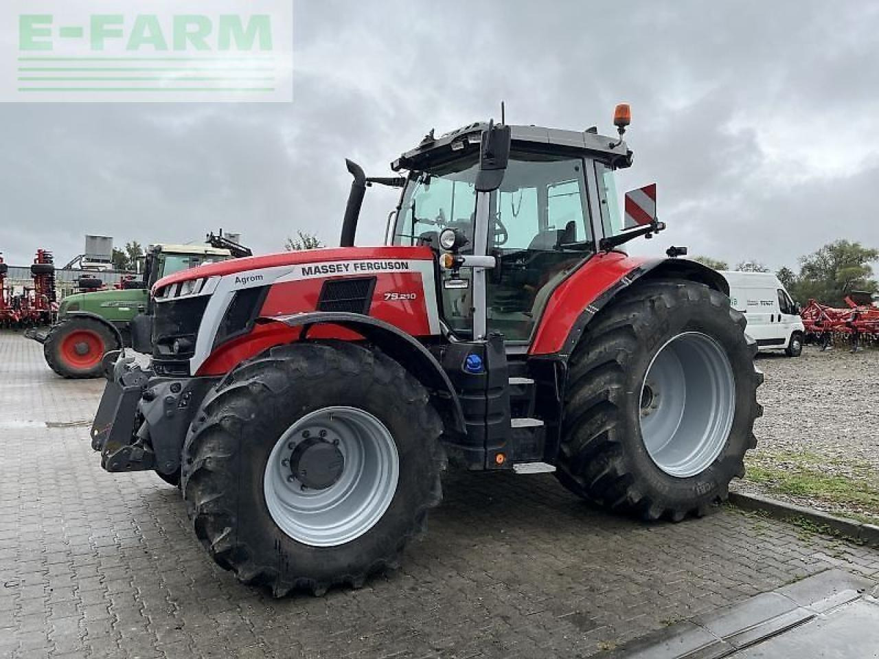 Massey Ferguson gebr. 7s.210 dyna vt exclusive Exclusive - Traktor: slika 1 Massey Ferguson gebr. 7s.210 dyna vt exclusive Exclusive - Traktor: slika 1