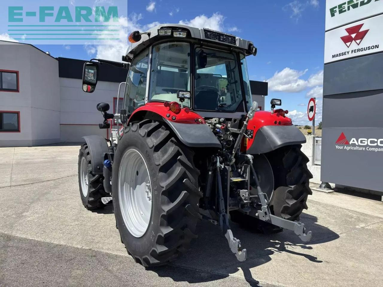 Massey Ferguson mf 5s.115 dyna-6 efficient Efficient - Traktor: slika 5 Massey Ferguson mf 5s.115 dyna-6 efficient Efficient - Traktor: slika 5