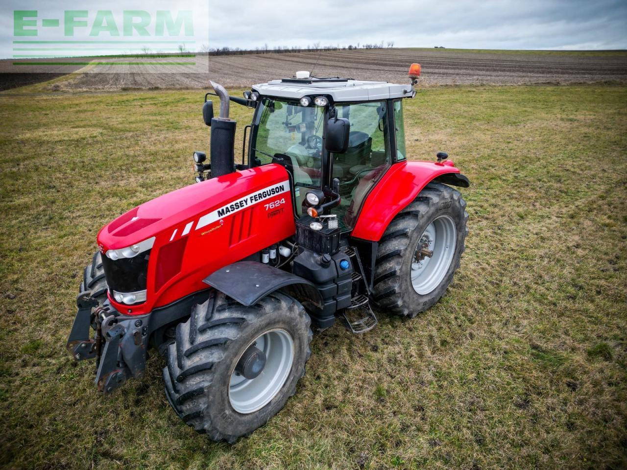 Massey Ferguson mf 7624 dyna-vt exclusive Exclusive - Traktor: slika 4 Massey Ferguson mf 7624 dyna-vt exclusive Exclusive - Traktor: slika 4