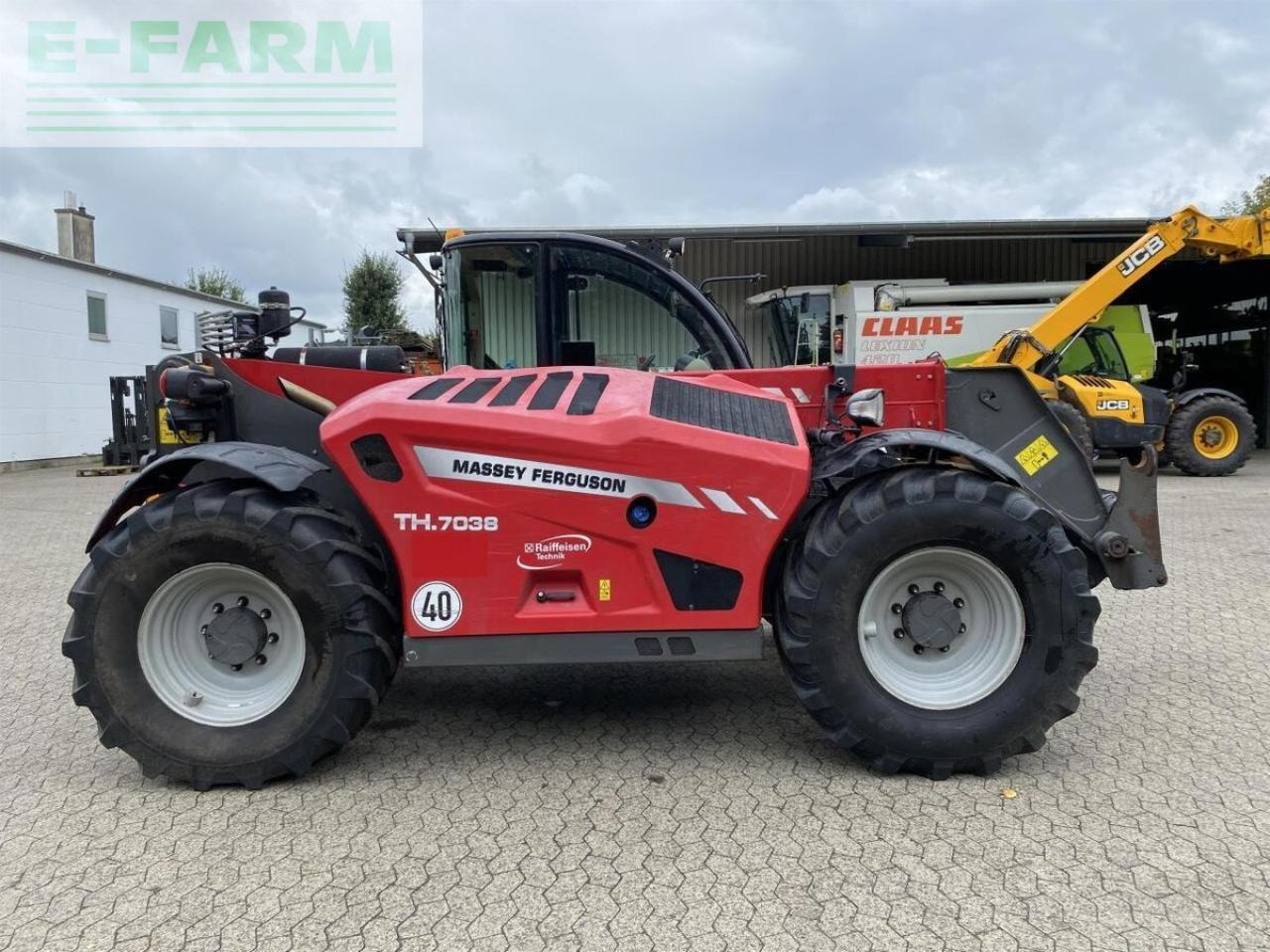 Massey Ferguson th-7038 - Teleskopski upravljač: slika 4 Massey Ferguson th-7038 - Teleskopski upravljač: slika 4