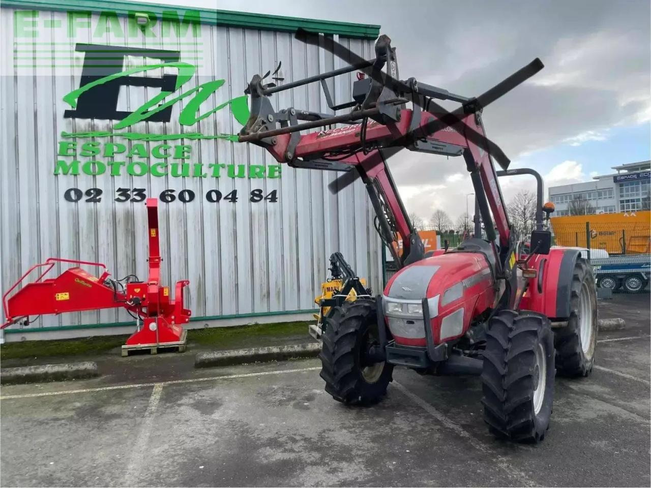 McCormick tracteur agricole c80l mc cormick - Traktor: slika 1 McCormick tracteur agricole c80l mc cormick - Traktor: slika 1